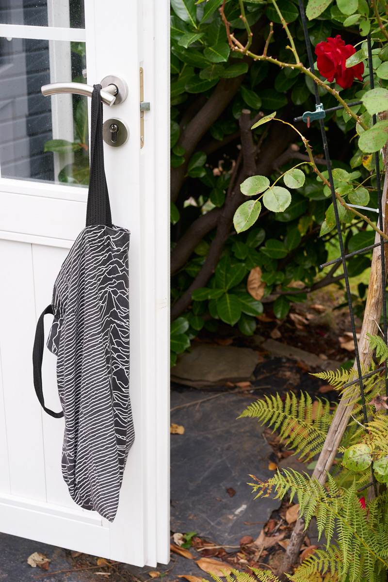 Tür, Rose, Joy Division © Monika Probst, Köln